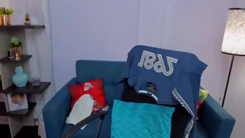 Snapshot of morgan_ra chatting on 11-11-25, 07:58 morgan_ra online show from 11-11-25, 07:58