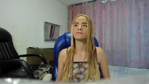 Snapshot of morgana_grace11_aws chatting on 01-06-25, 03:09 Morgana online show from 01-06-25, 03:09