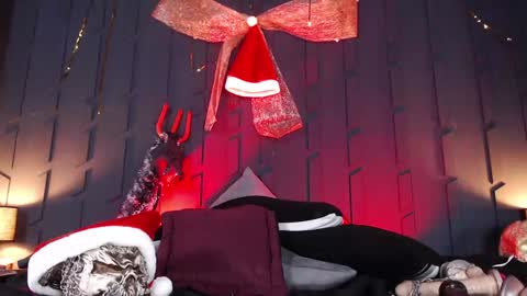 Snapshot of morganacrowley_ chatting on 12-26-24, 11:13 Morgana online show from 12-26-24, 11:13