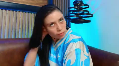 Snapshot of morganevans_t chatting on 07-28-26, 12:48 morganevans_t online show from 07-28-26, 12:48