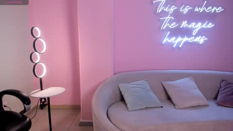 Morgan Hicks online show from 02-23-26, 07:55