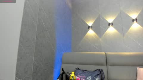 Snapshot of morganlake_ chatting on 01-16-25, 03:34 Morgan online show from 01-16-25, 03:34