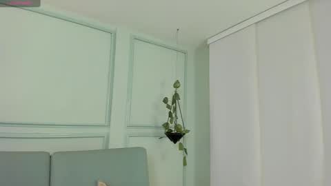 Snapshot of morganlake_ chatting on 03-06-25, 03:46 Morgan online show from 03-06-25, 03:46