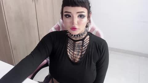 Morgan Moon online show from 02-25-25, 05:41