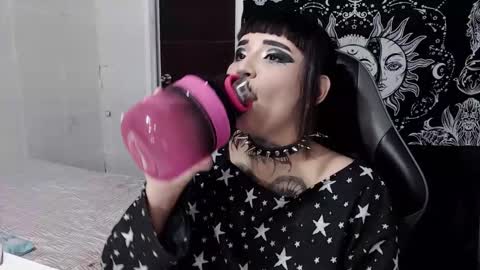 Morgan Moon online show from 11-30-25, 10:47