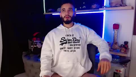 Snapshot of morgann_jones chatting on 03-06-25, 04:07 morgan online show from 03-06-25, 04:07