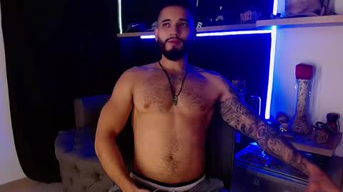 Snapshot of morgann_jones chatting on 03-08-25, 11:48 morgan online show from 03-08-25, 11:48