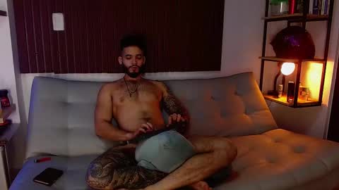 Snapshot of morgann_jones chatting on 03-09-25, 03:11 morgan online show from 03-09-25, 03:11