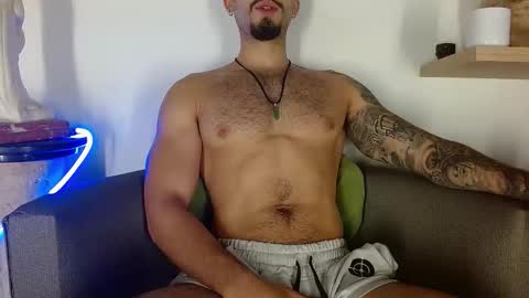 Snapshot of morgann_jones chatting on 10-17-25, 03:47 morgan online show from 10-17-25, 03:47