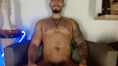 Snapshot of morgann_jones chatting on 10-22-25, 11:26 morgan online show from 10-22-25, 11:26