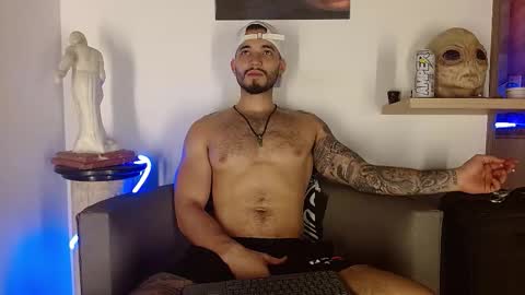 Snapshot of morgann_jones chatting on 11-27-25, 05:48 morgan online show from 11-27-25, 05:48