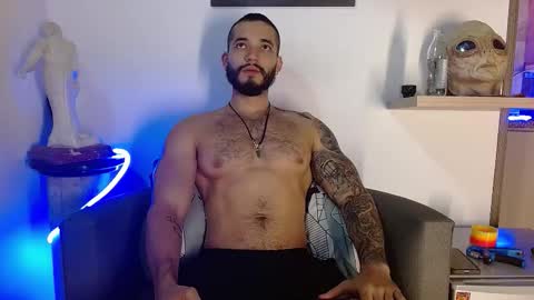 Snapshot of morgann_jones chatting on 01-08-26, 10:23 morgan online show from 01-08-26, 10:23