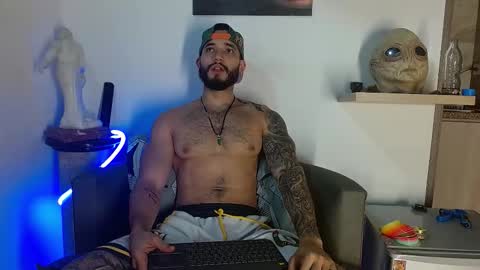 Snapshot of morgann_jones chatting on 01-10-26, 10:25 morgan online show from 01-10-26, 10:25