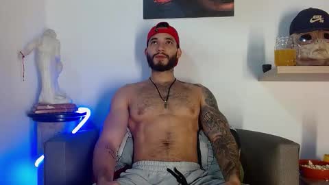 Snapshot of morgann_jones chatting on 02-11-26, 11:48 morgan online show from 02-11-26, 11:48