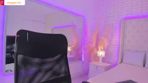 Morggan Castle online show from 09-18-25, 02:57