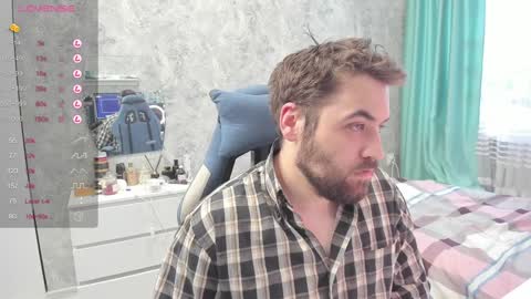 Snapshot of morlaios chatting on 12-12-24, 10:45 Morl online show from 12-12-24, 10:45