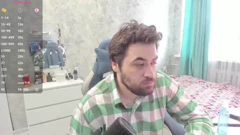 Snapshot of morlaios chatting on 03-10-25, 12:37 Morl online show from 03-10-25, 12:37