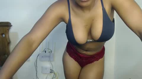 Mellisa online show from 12-03-24, 01:54