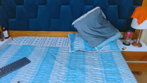 Snapshot of morrigan_luxus chatting on 12-13-25, 11:54 morrigan_luxus online show from 12-13-25, 11:54