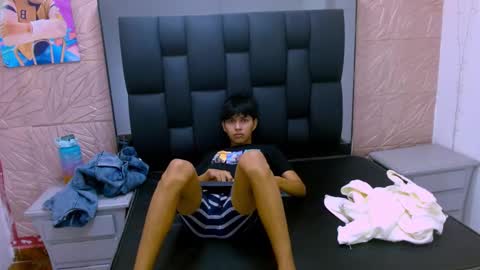 MORTELLE online show from 11-30-25, 11:53