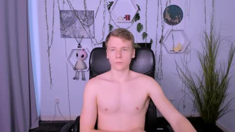 Snapshot of mory_arti chatting on 12-06-24, 11:14 Welcome here online show from 12-06-24, 11:14