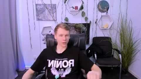 Snapshot of mory_arti chatting on 12-16-24, 07:10 Welcome here online show from 12-16-24, 07:10