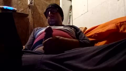 Snapshot of mospeleu chatting on 06-14-26, 06:21 Nomadu online show from 06-14-26, 06:21
