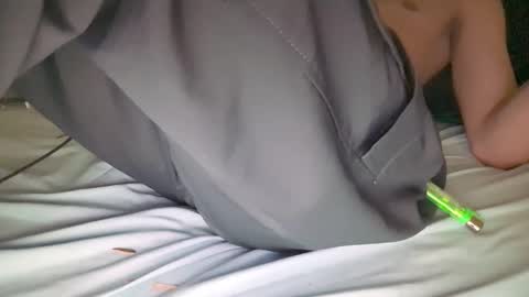 Snapshot of moss127 chatting on 02-07-25, 08:11 twennysevv27 online show from 02-07-25, 08:11