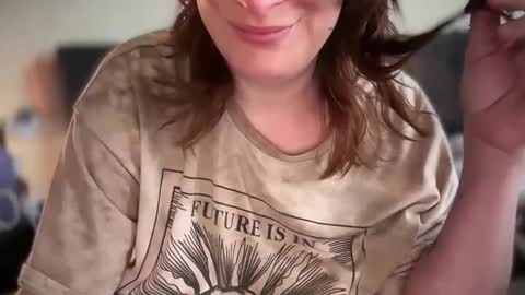 Mossy Mommy online show from 03-06-26, 05:09