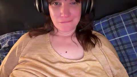 Snapshot of mossy_mommy chatting on 05-09-26, 12:49 Mossy Mommy online show from 05-09-26, 12:49