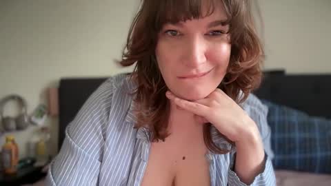 Snapshot of mossy_mommy chatting on 05-12-26, 01:41 Mossy Mommy online show from 05-12-26, 01:41