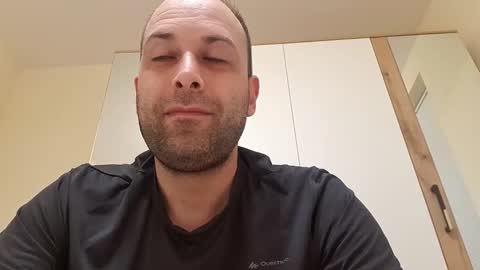 Snapshot of mostwanted7 chatting on 09-14-25, 05:34 mostwanted7 online show from 09-14-25, 05:34