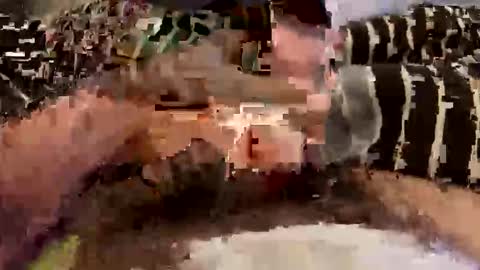 Henry online show from 11-25-25, 08:31