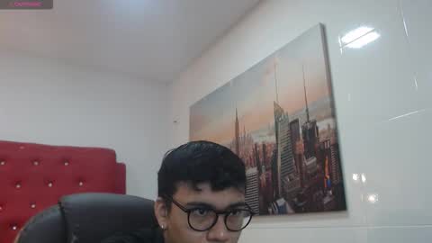 Mou Fly online show from 11-01-25, 12:40