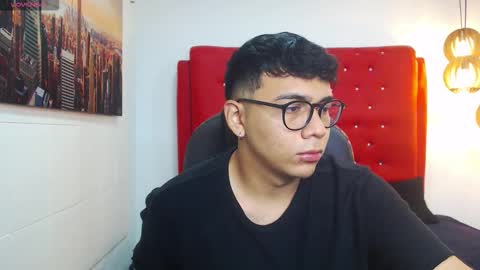 Mou Fly online show from 11-06-25, 11:55