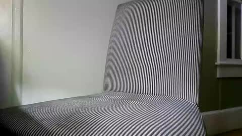 Snapshot of mountainmanny chatting on 12-13-24, 11:23 Manny online show from 12-13-24, 11:23