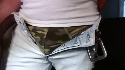 Snapshot of mountainmanny chatting on 11-12-25, 12:16 Manny online show from 11-12-25, 12:16