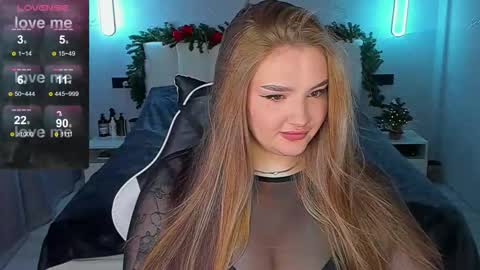 Carolina online show from 12-04-25, 01:53