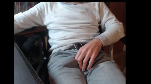 Snapshot of mpmimp chatting on 10-21-25, 05:13 mpmimp online show from 10-21-25, 05:13