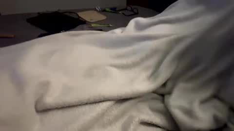 Sequoia-Cocked Hombre de Sur online show from 03-25-26, 12:22