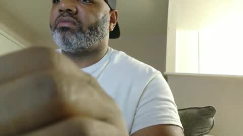 mr6ray online show from 10-19-25, 05:08