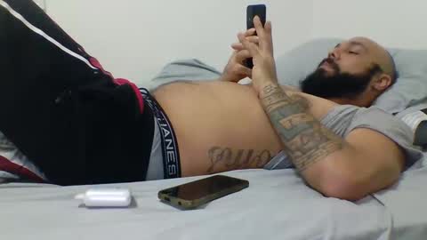 Mr8 online show from 01-04-25, 04:01