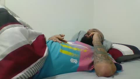 Mr8 online show from 01-29-25, 03:44