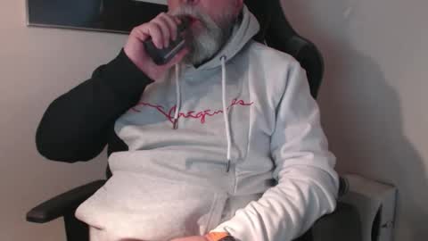 mr_boombastic2021 online show from 11-27-25, 10:17