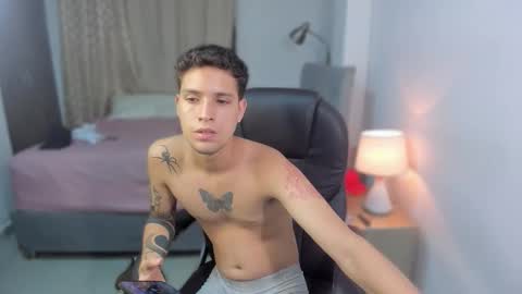 Snapshot of mr_dominant69 chatting on 01-09-26, 07:11 MISTER online show from 01-09-26, 07:11