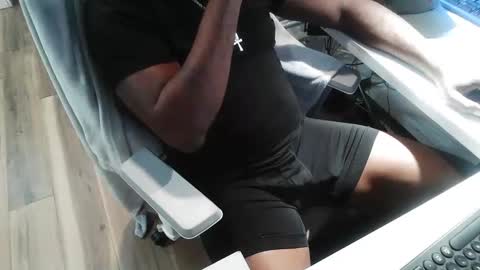 mr_facial_101 online show from 12-16-24, 01:53