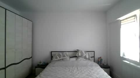 Snapshot of mr_i_ chatting on 06-29-26, 10:37 mr_i_ online show from 06-29-26, 10:37