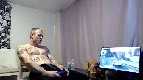 whateveryouwant online show from 12-04-24, 08:01