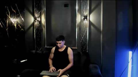 mr_maximo online show from 09-15-25, 05:07