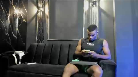 mr_maximo online show from 09-19-25, 05:09